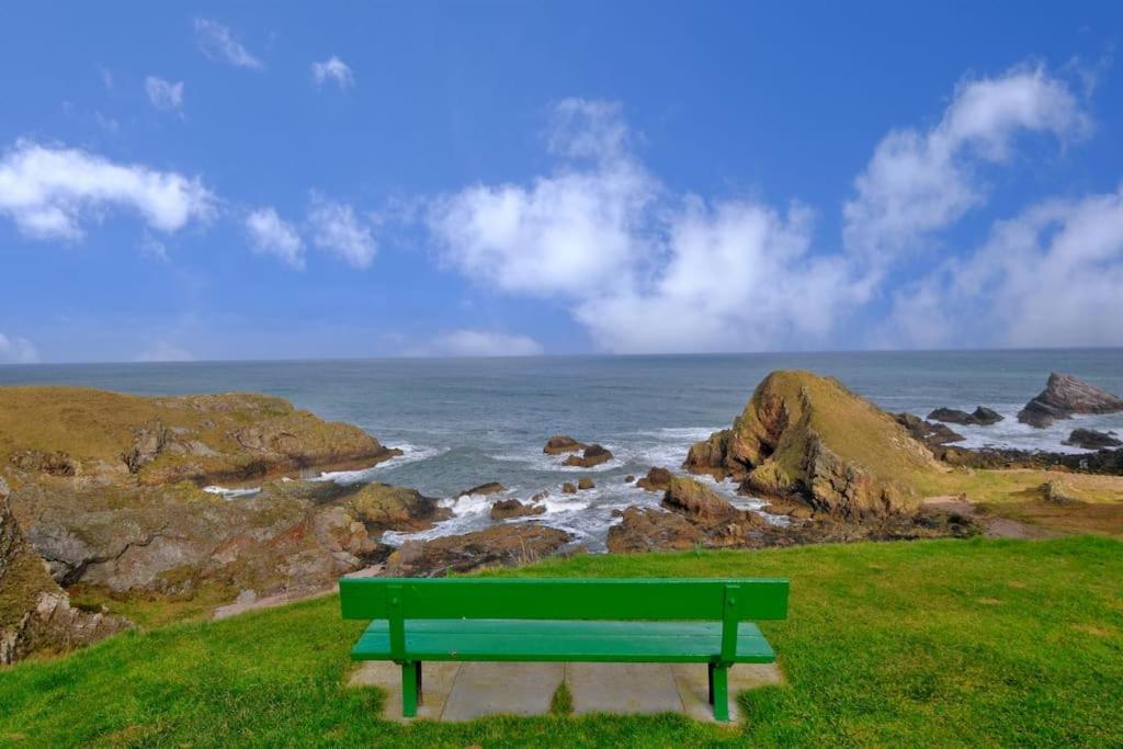 Cliff Top Cottage With Sea Views Portknockie Kültér fotó