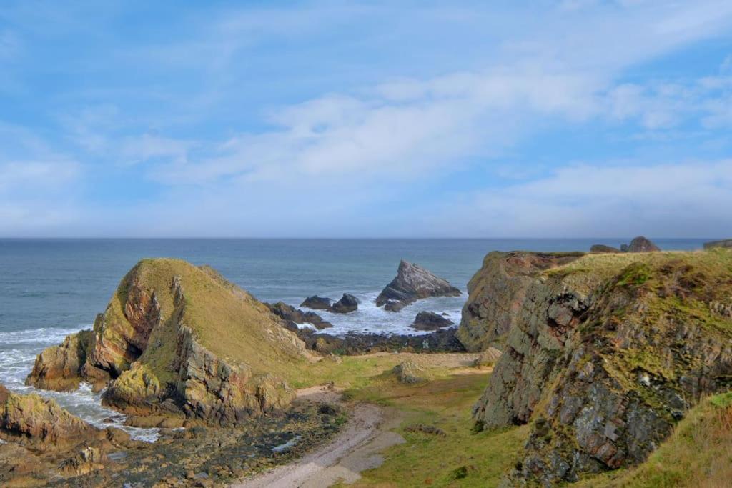 Cliff Top Cottage With Sea Views Portknockie Kültér fotó